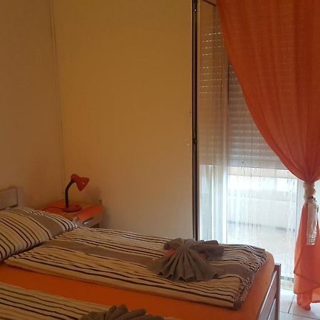 Apartments Jannine Biograd Na Moru Bagian luar foto