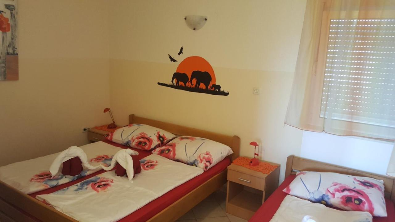 Apartments Jannine Biograd Na Moru Bagian luar foto