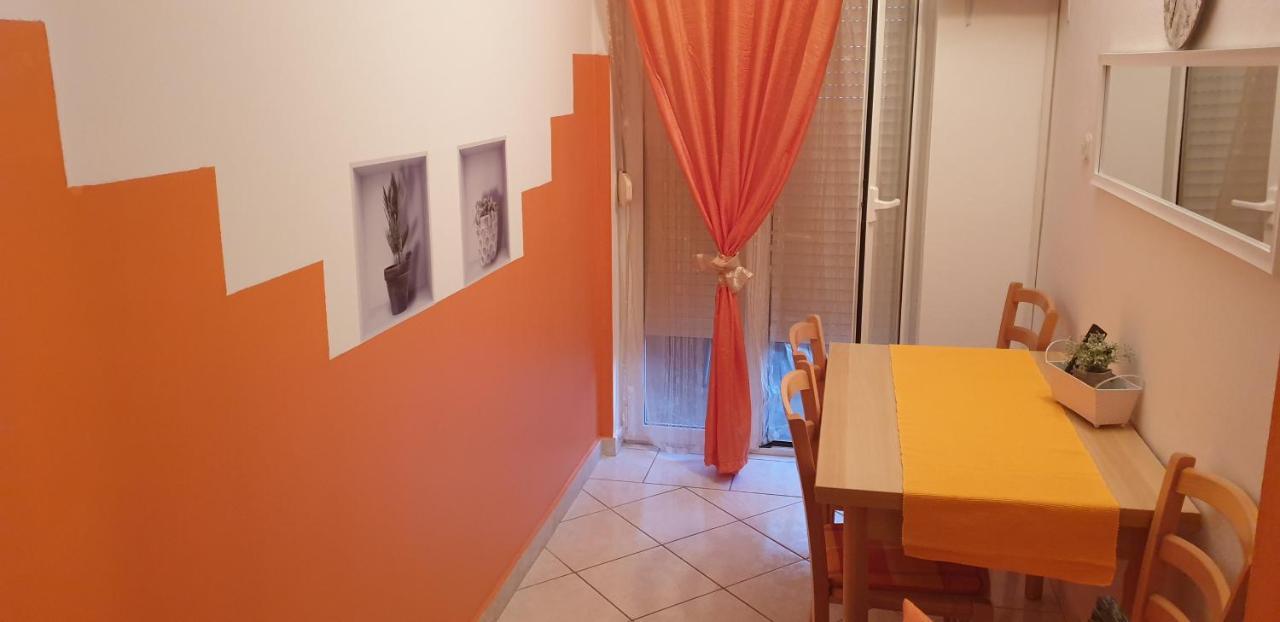 Apartments Jannine Biograd Na Moru Bagian luar foto