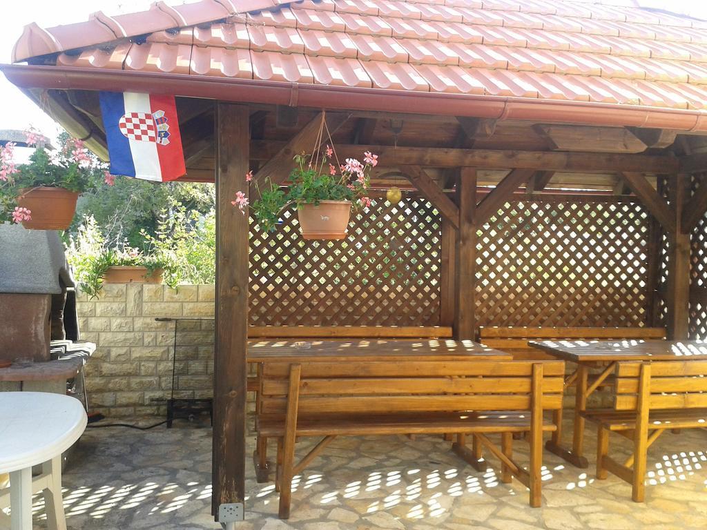 Apartments Jannine Biograd Na Moru Bagian luar foto