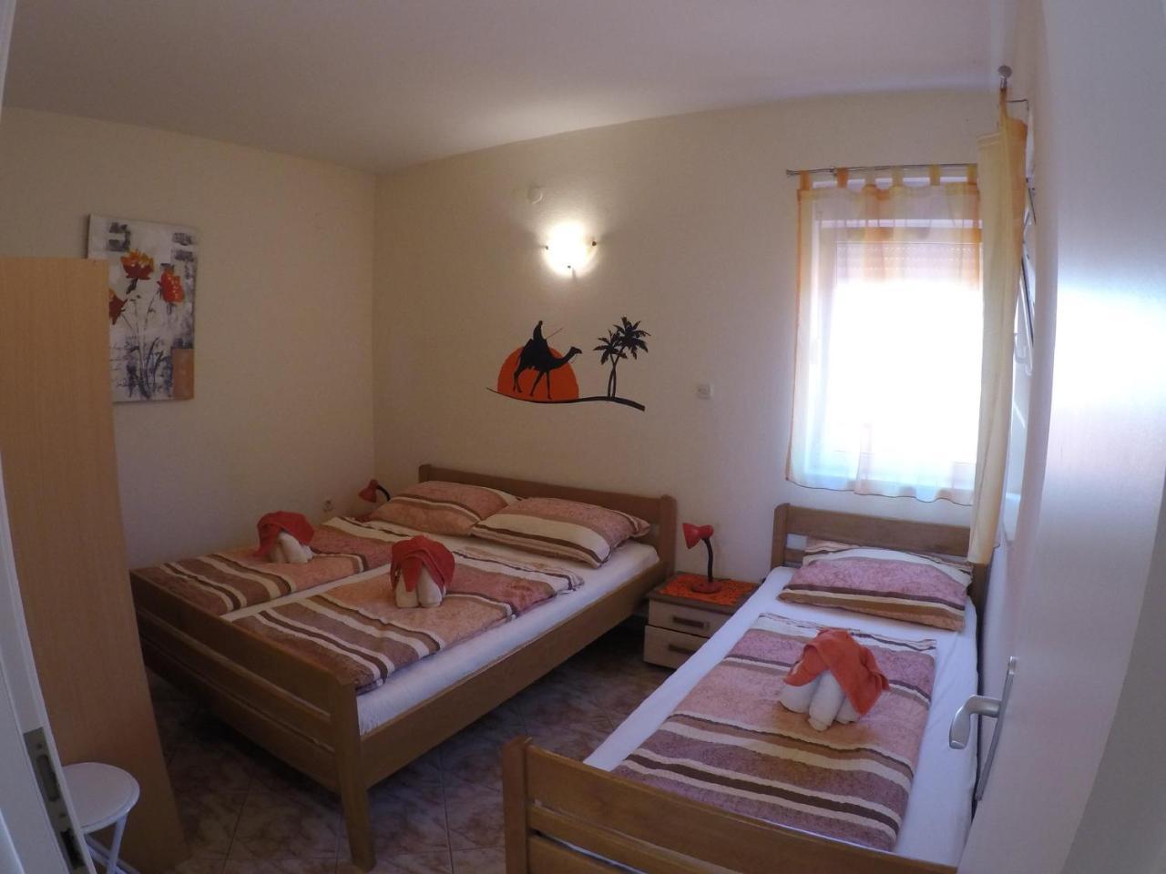 Apartments Jannine Biograd Na Moru Bagian luar foto
