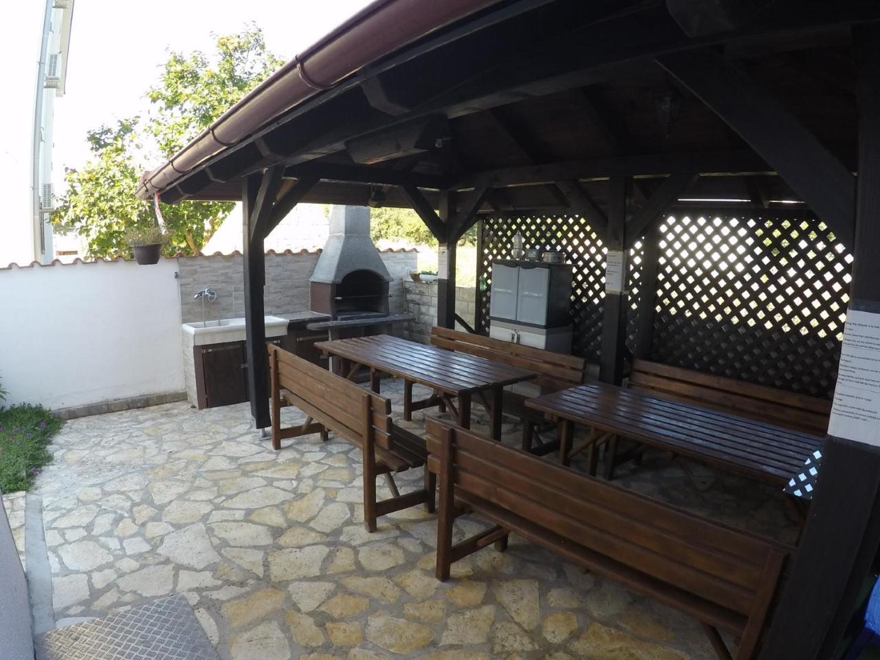 Apartments Jannine Biograd Na Moru Bagian luar foto