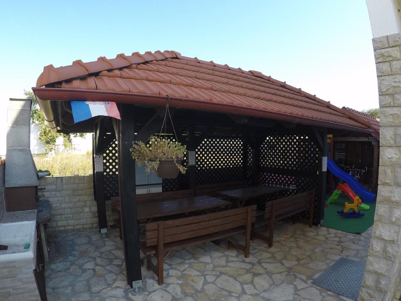 Apartments Jannine Biograd Na Moru Bagian luar foto