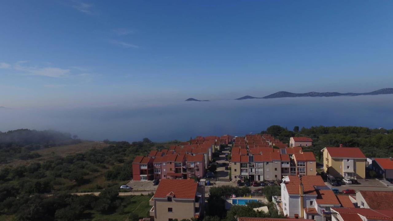 Apartments Jannine Biograd Na Moru Bagian luar foto